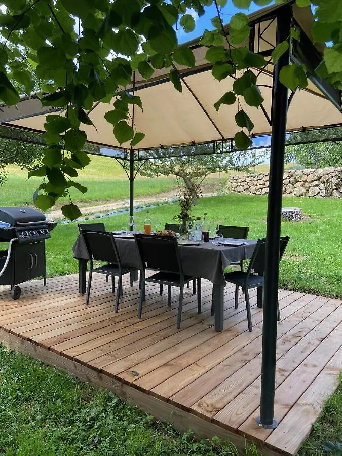 Gites De L'Alouette Boffres Holiday home
